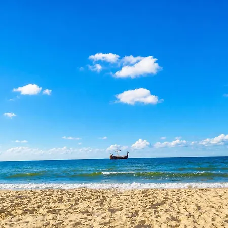 Homes For 4 People Near The Sea